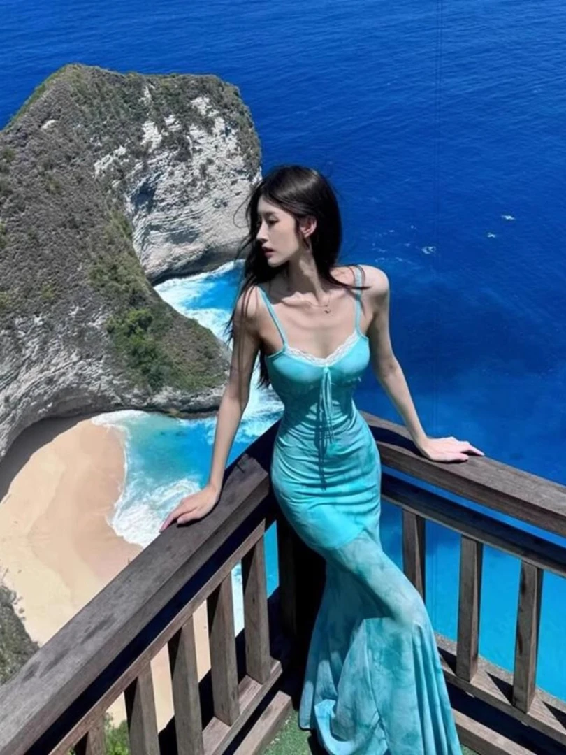 法式浅绿色连衣裙纯欲夏海边度假吊带裙性感显瘦网纱包臀长裙夏季