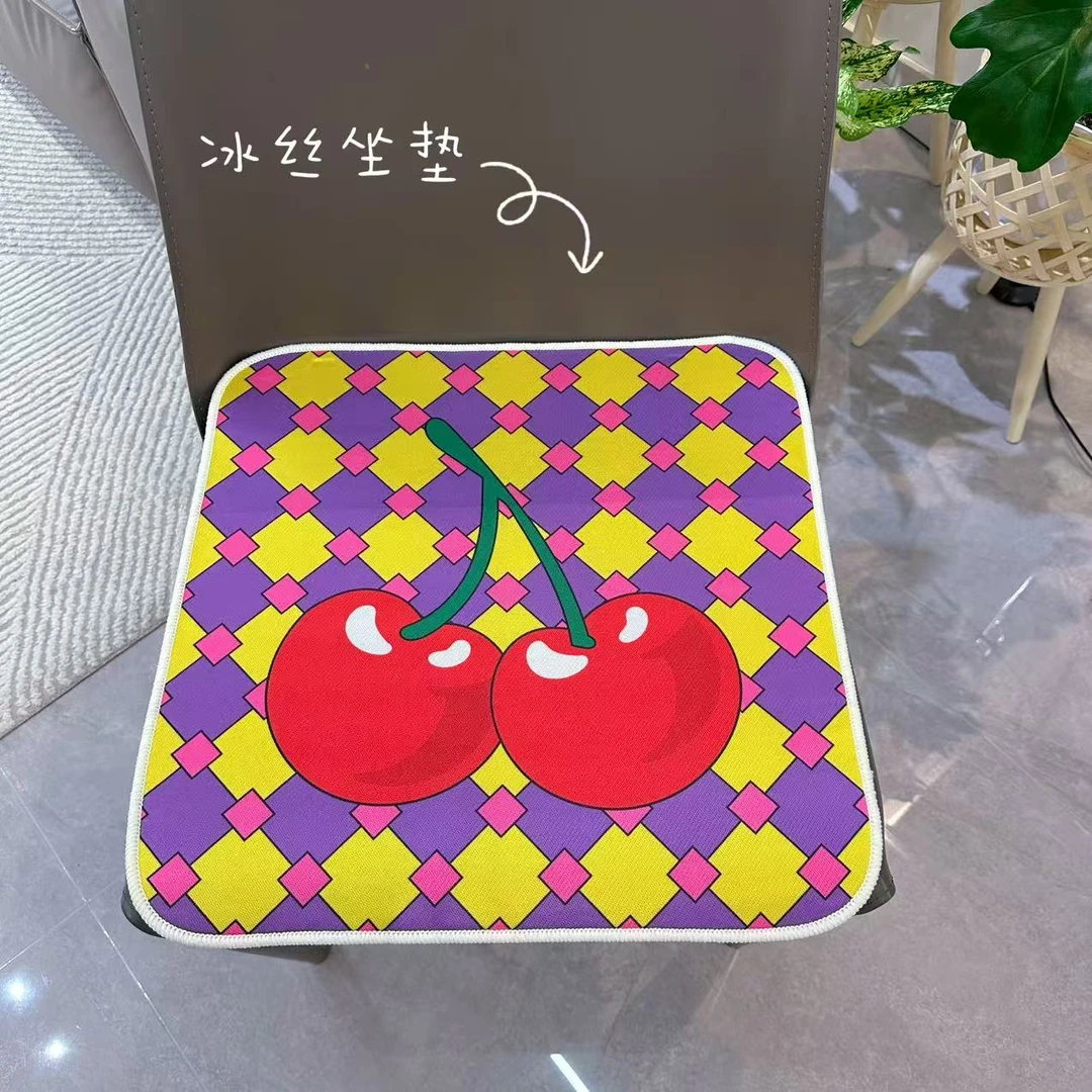 高颜值夏季多巴胺办公室家用冰丝坐垫透气坐垫