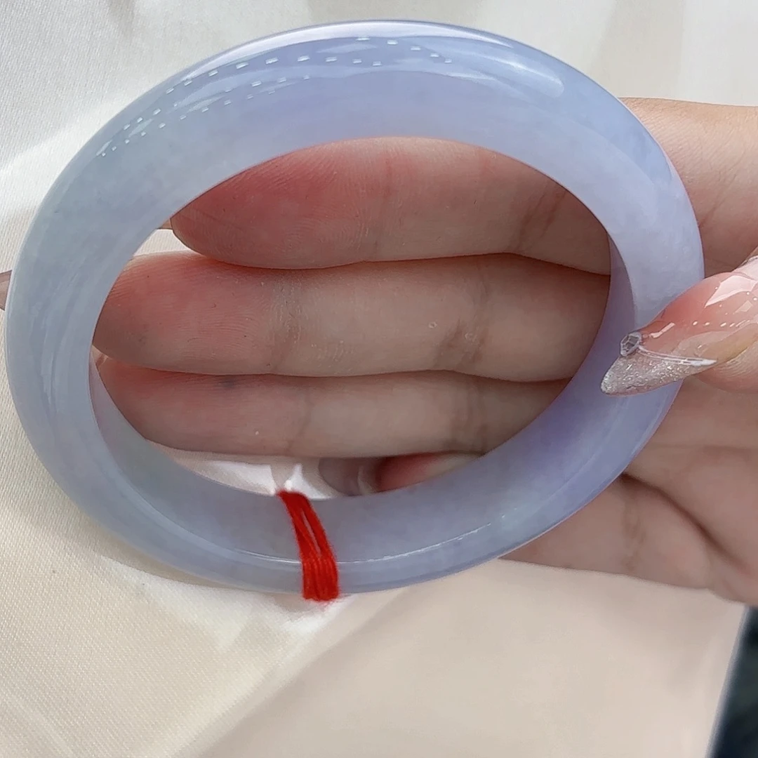 翡翠手镯未镶嵌蓝**寓手镯