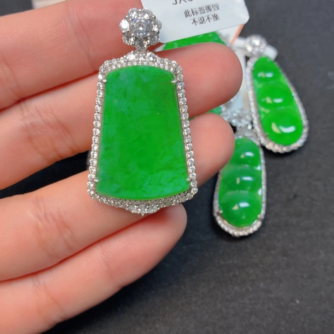 翡翠银S925镶嵌颈饰