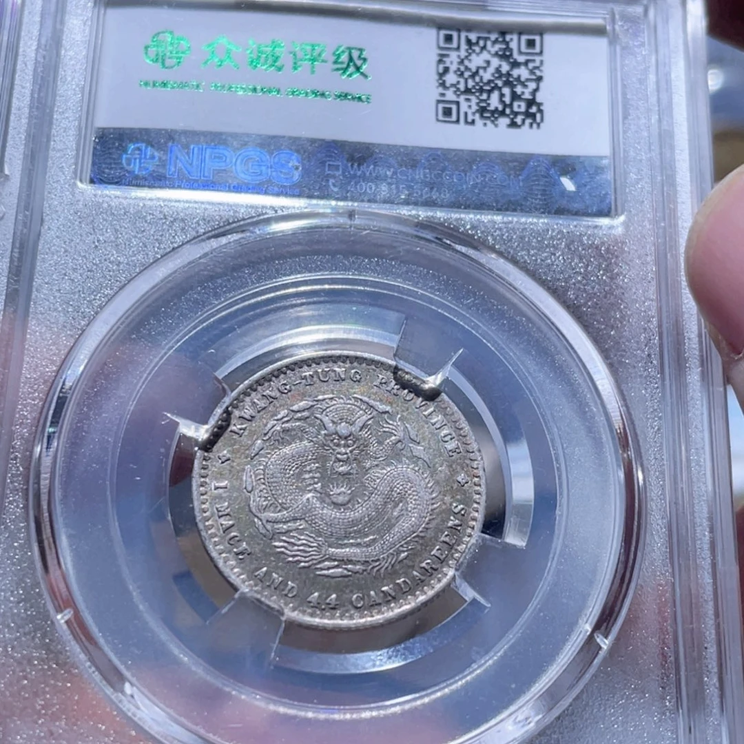 铜通古博今251012范范5983