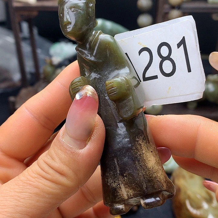 和田玉未镶嵌车挂