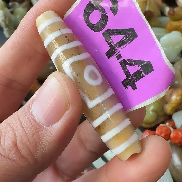 胡***子玛瑙/玉髓未镶嵌颈饰