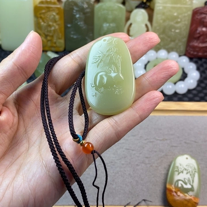 u***美昆仑山料方解玉兔