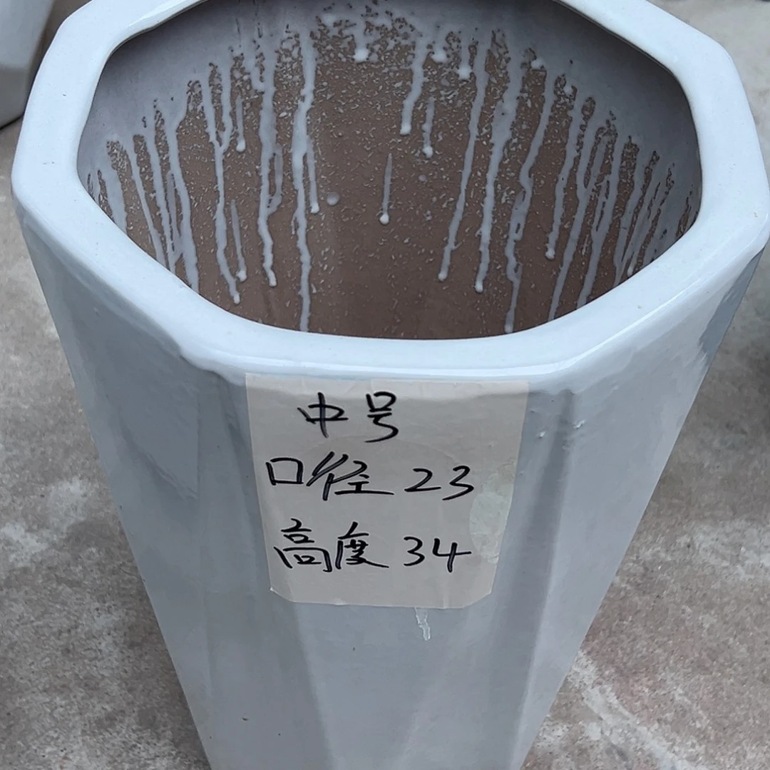 八方白色中号陶瓷花盆1个