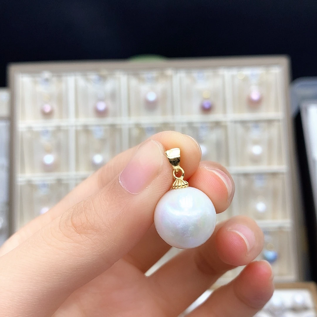淡水珍珠合金颈饰