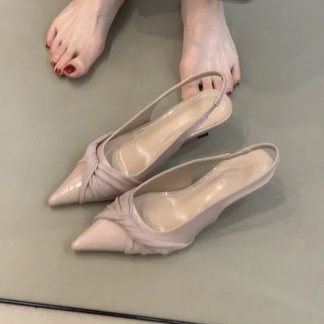 超火版~法式温柔气质尖头高跟鞋女浅口褶皱低跟单鞋后空包头凉鞋