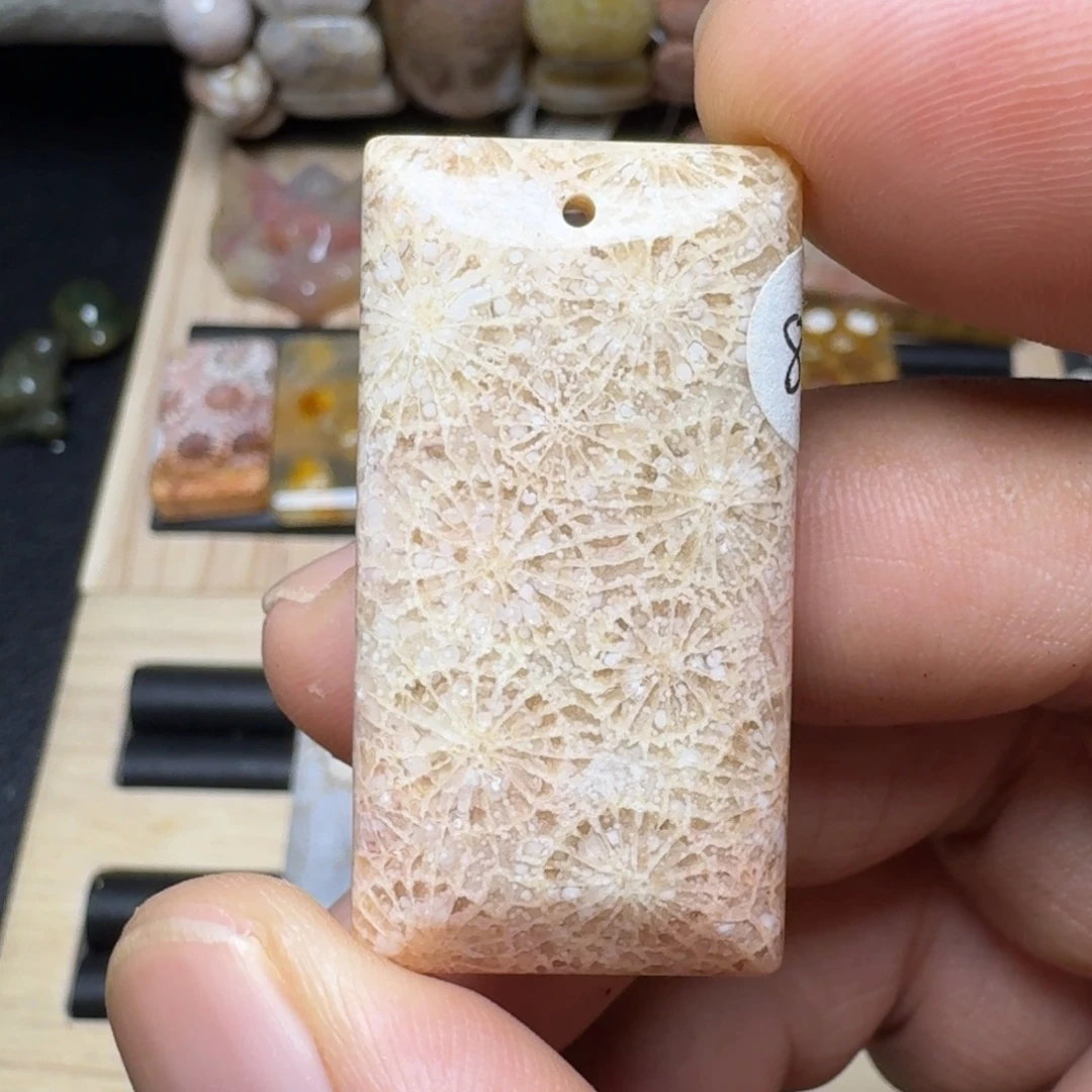 硅化玉未镶嵌纯天然色有机玉石保真色