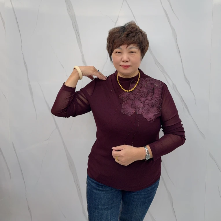 9296秋冬新款牡丹纱网长袖轻熟风弹力上衣