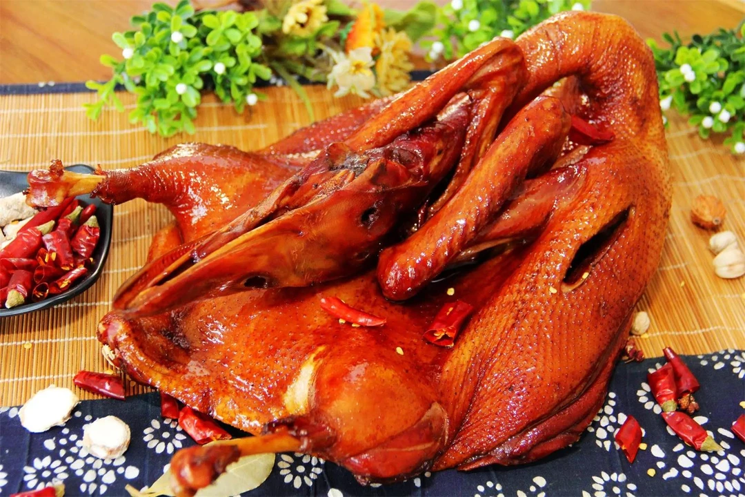 彭州九尺王家友板鸭卤味熟板鸭