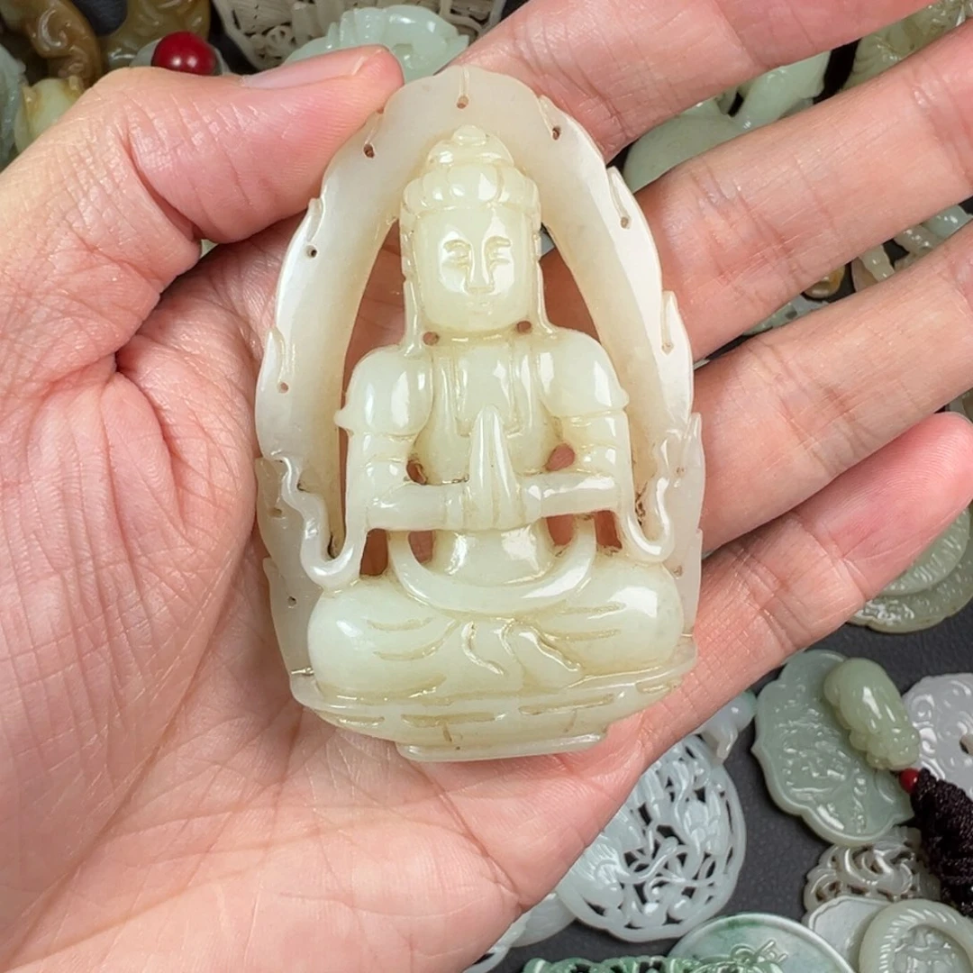 和田玉未镶嵌吊坠(不含链)坐**天