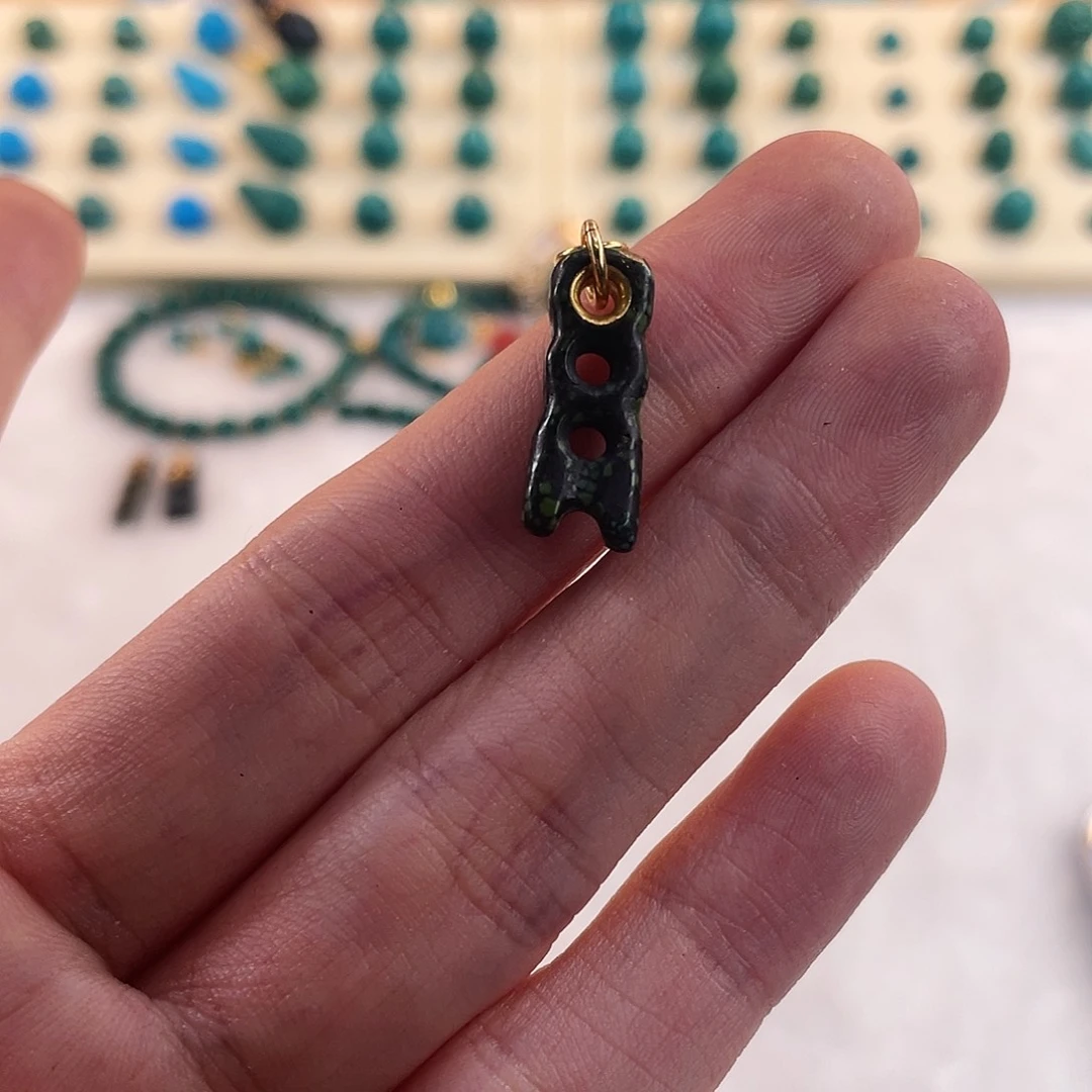 绿松石未镶嵌配饰