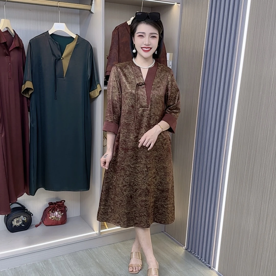 H夏季新款桑蚕丝阔太太高端妈妈气质减龄连衣裙时尚宽松中长款