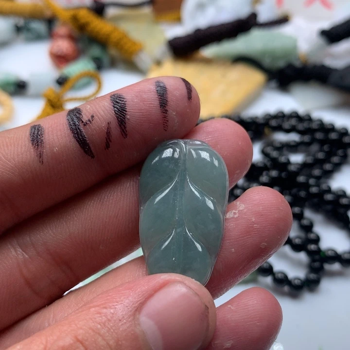 颈饰未镶嵌翡翠保真天然a货翡翠