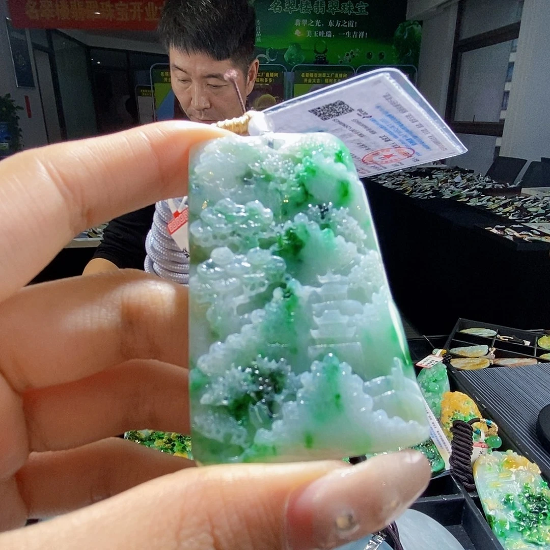 颈饰未镶嵌翡翠翡翠