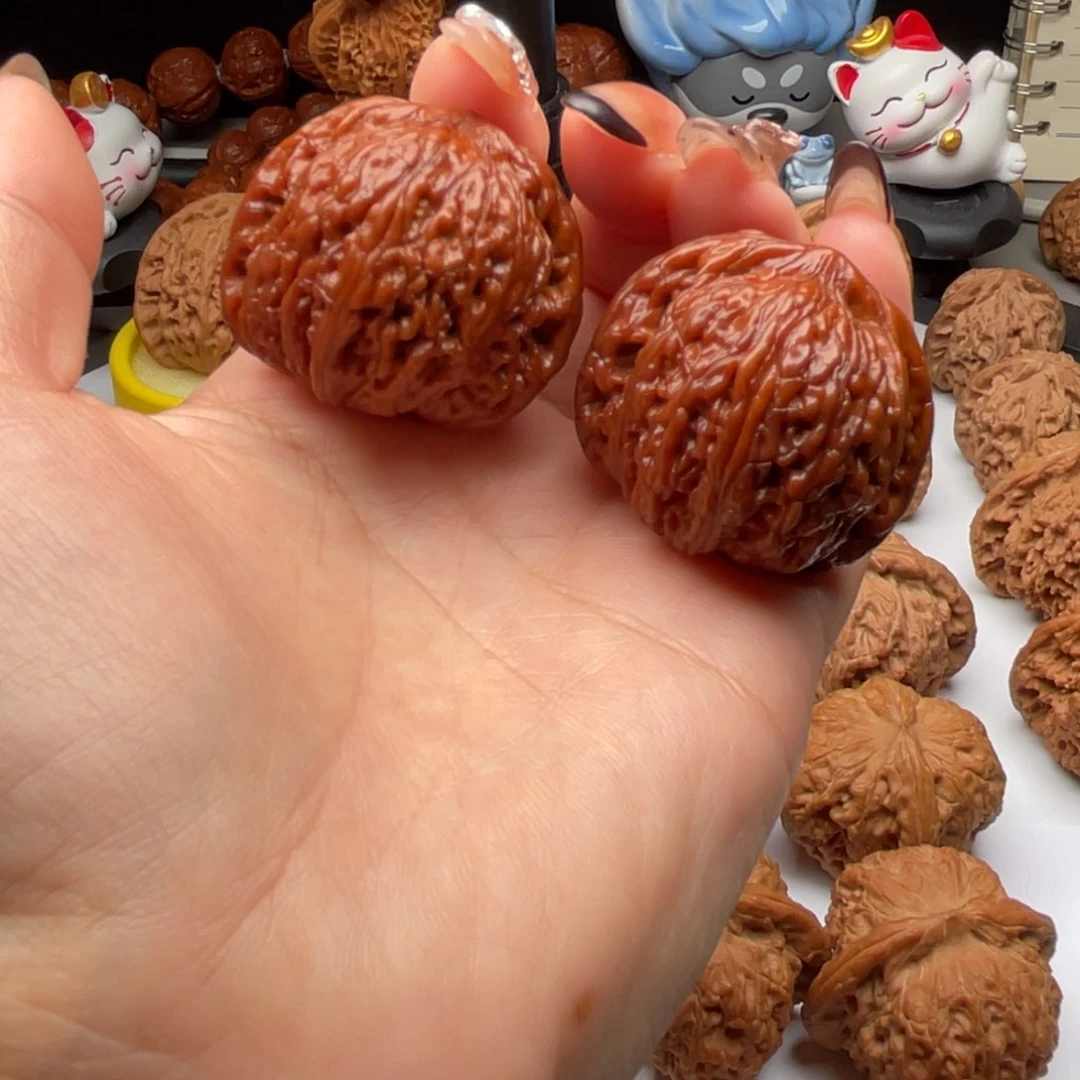 文玩核桃泥鳅背36