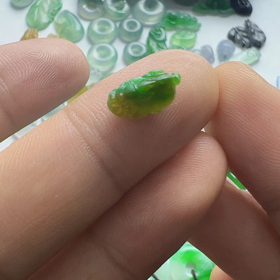 定制翡翠未镶嵌珉****章貔貅