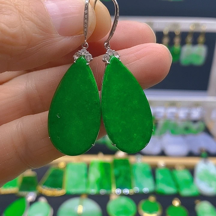 翡翠18K金镶嵌耳饰耳坠