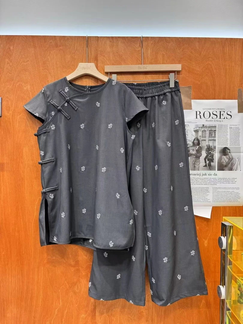 刺绣灰色新中式国风套装女夏季超火大方得体巨好看两件套显瘦爆款