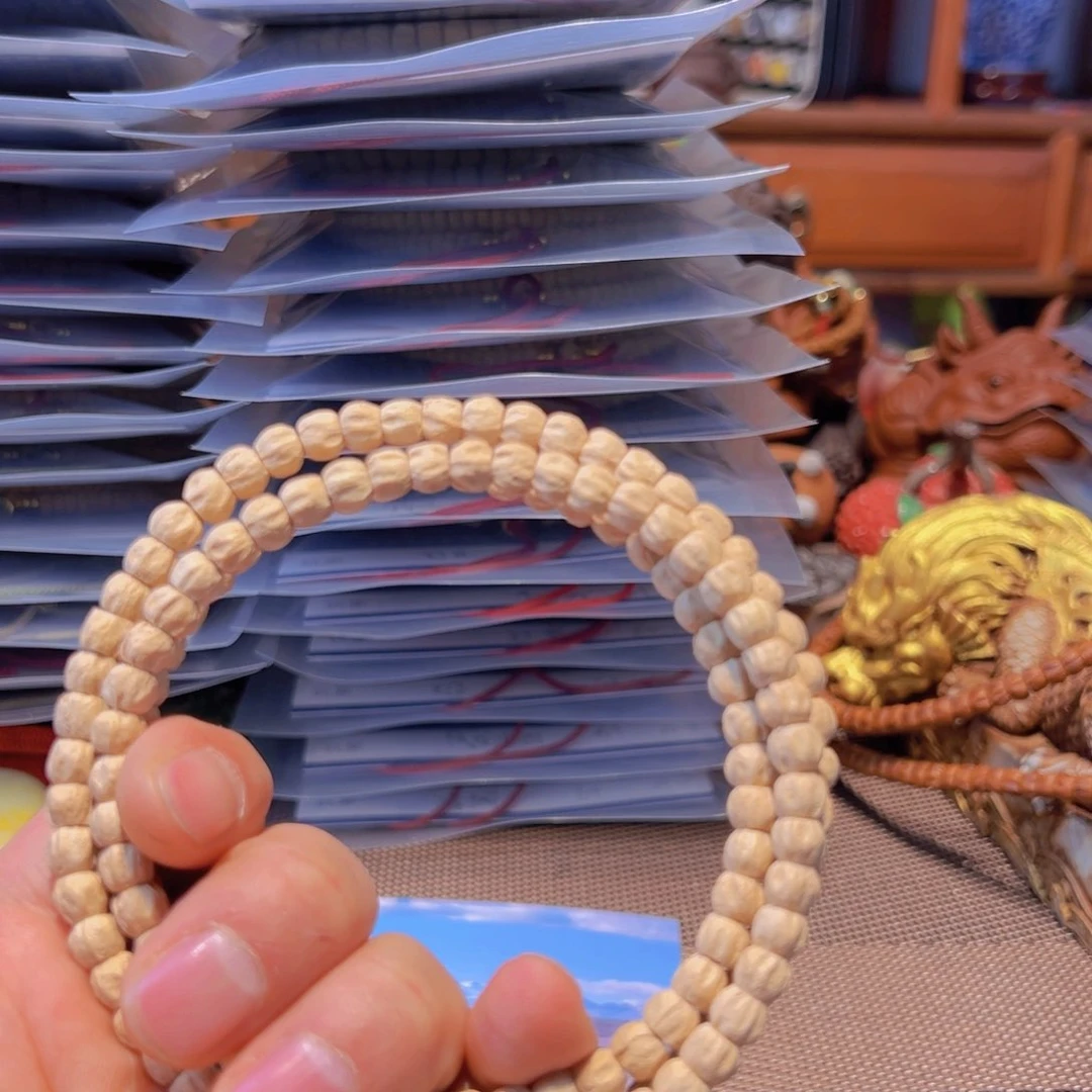 柏香籽/百香籽吊坠L****.