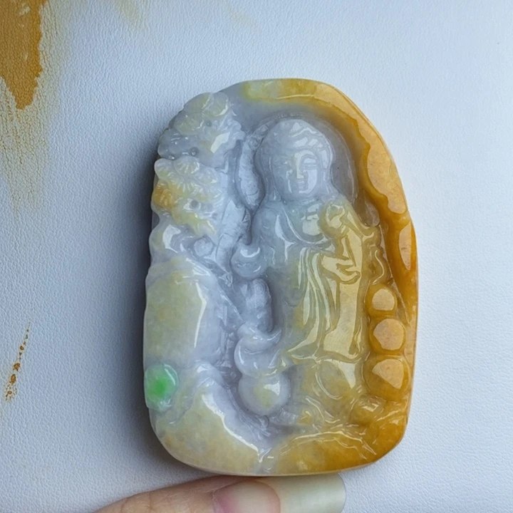 颈饰未镶嵌翡翠观音