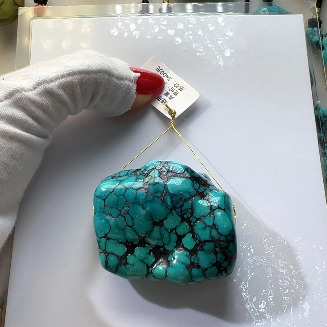 绿松石未镶嵌挂件