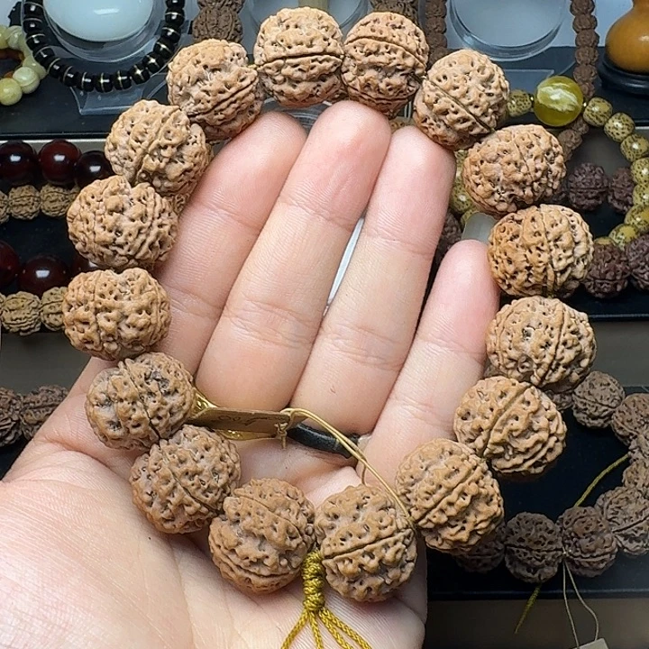 不***哥吊坠金刚菩提原生态