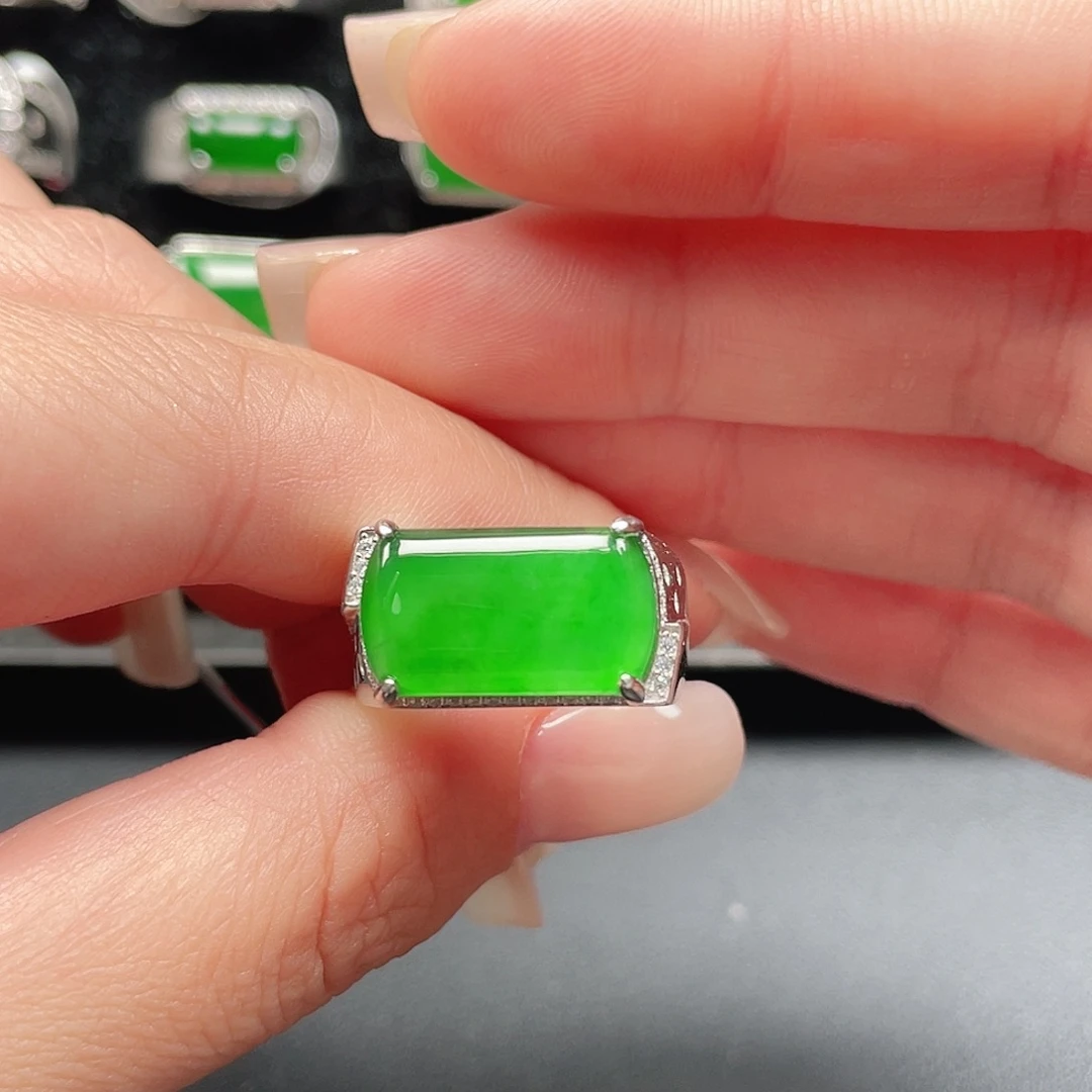 翡翠银S925镶嵌戒指没有运费险4171