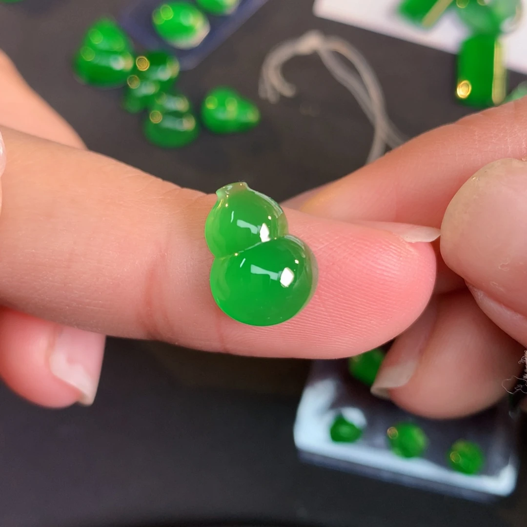 翡翠裸石翡翠12.12-9.01-3.99