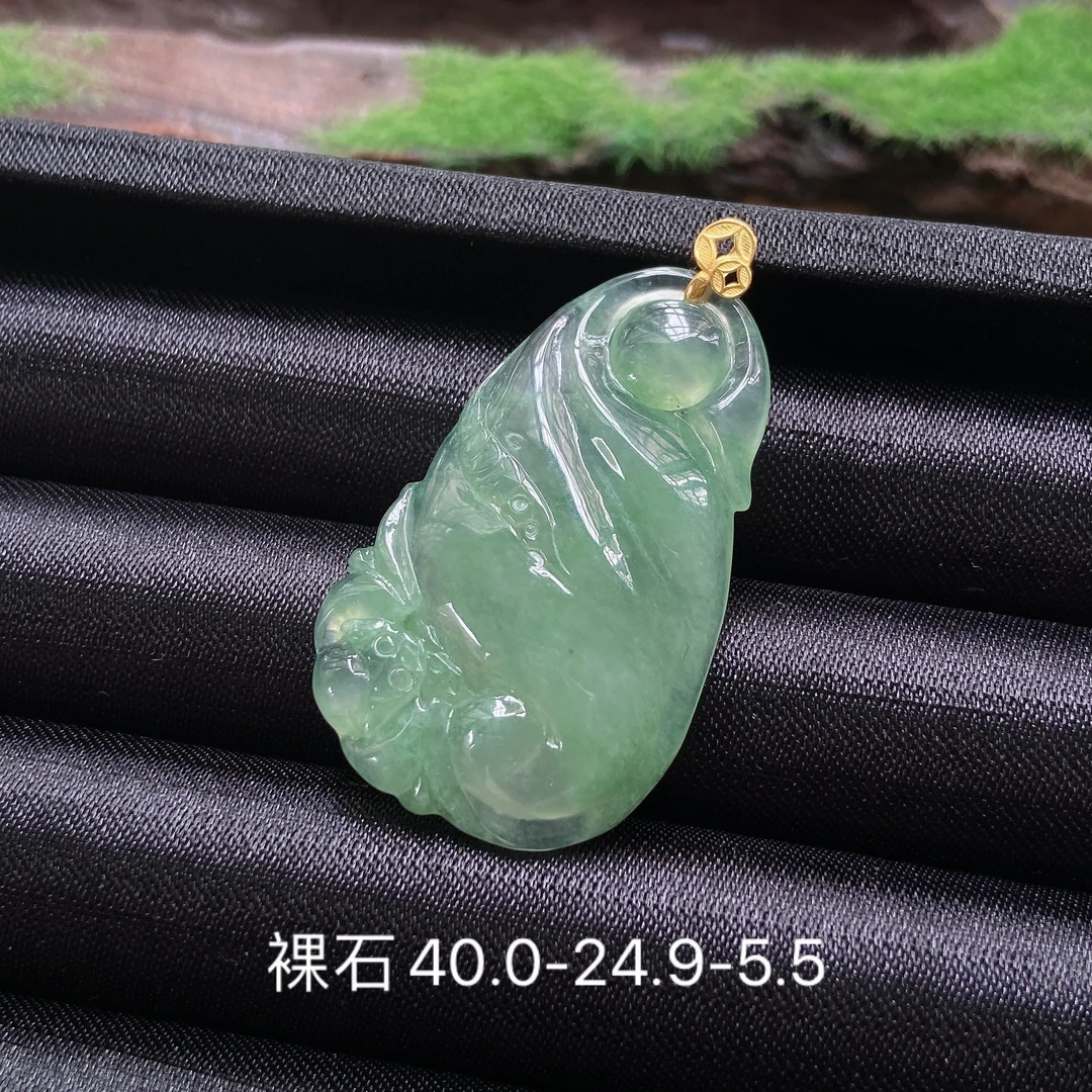 天然缅甸翡翠A货18k金镶嵌蝙蝠福袋吊坠