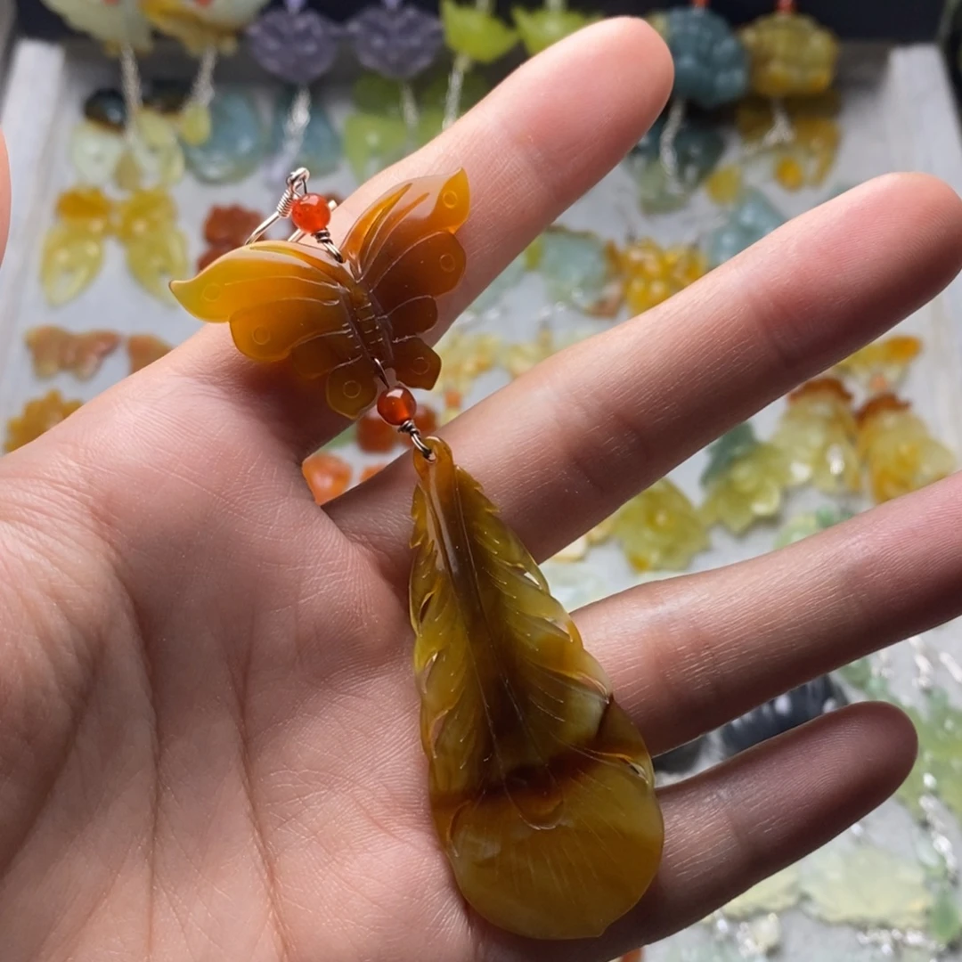 守***女蛇纹石玉合金耳饰/颈饰