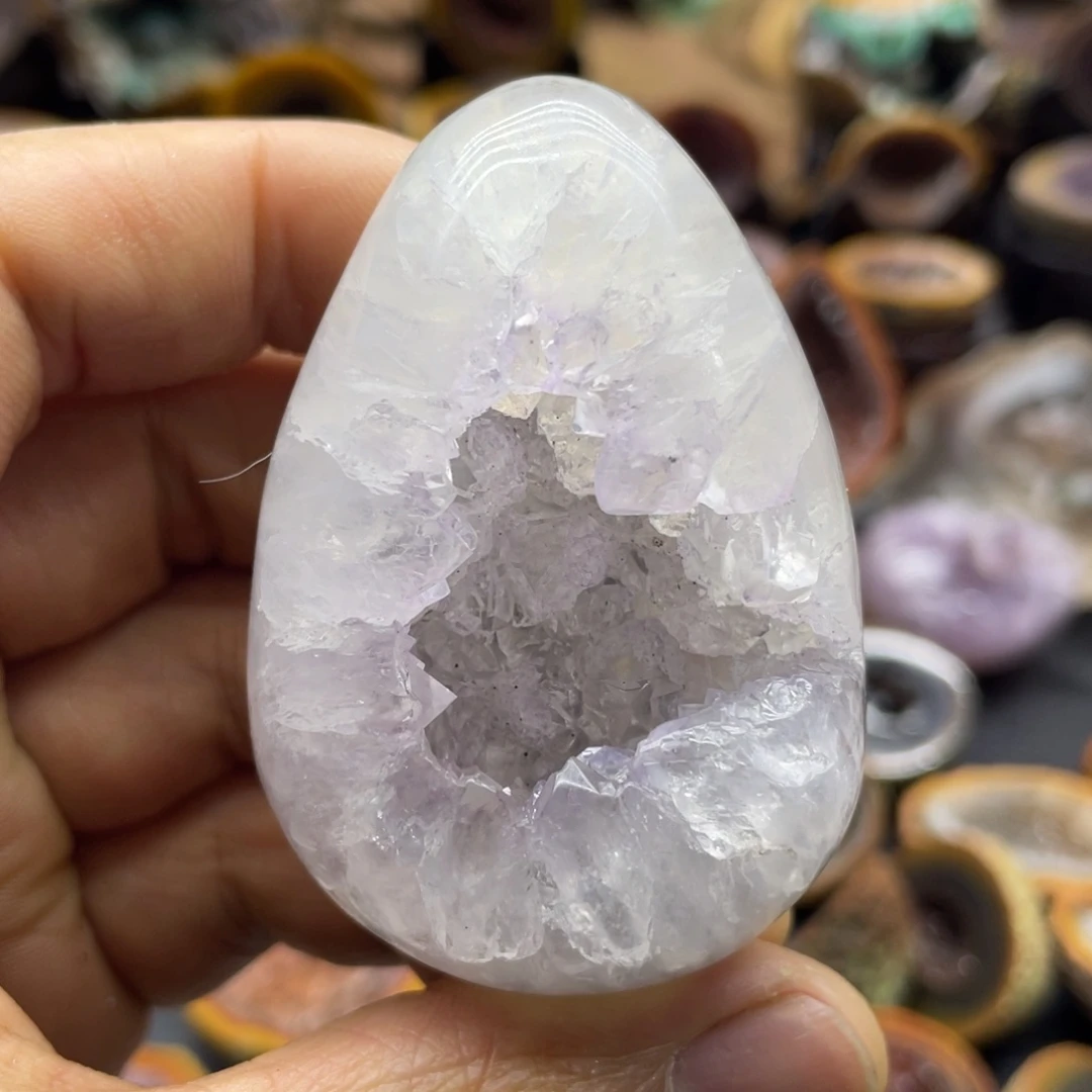 水晶大型摆件未镶嵌