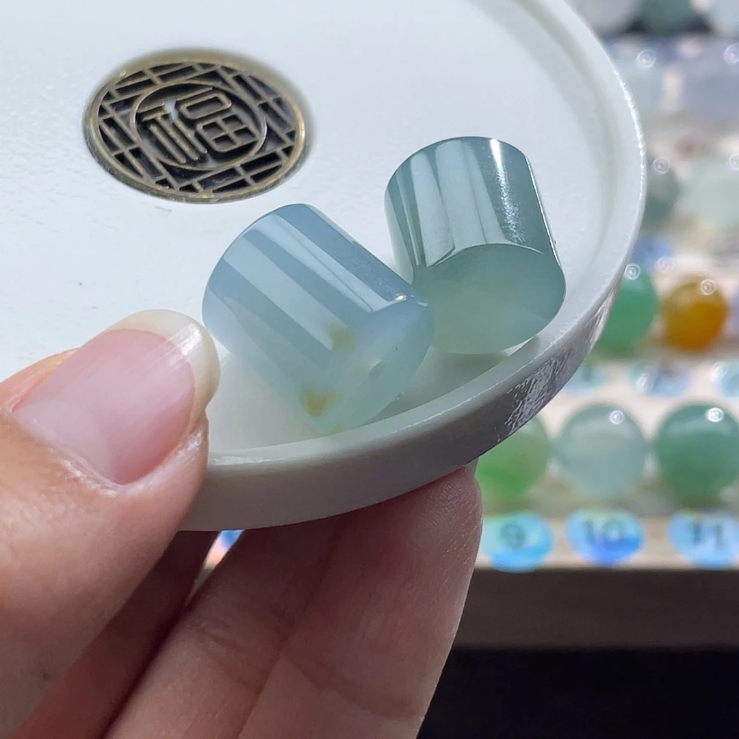 翡翠散珠缅甸翡翠a货卡12一个