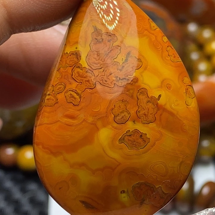 玛瑙/玉髓颈饰未镶嵌