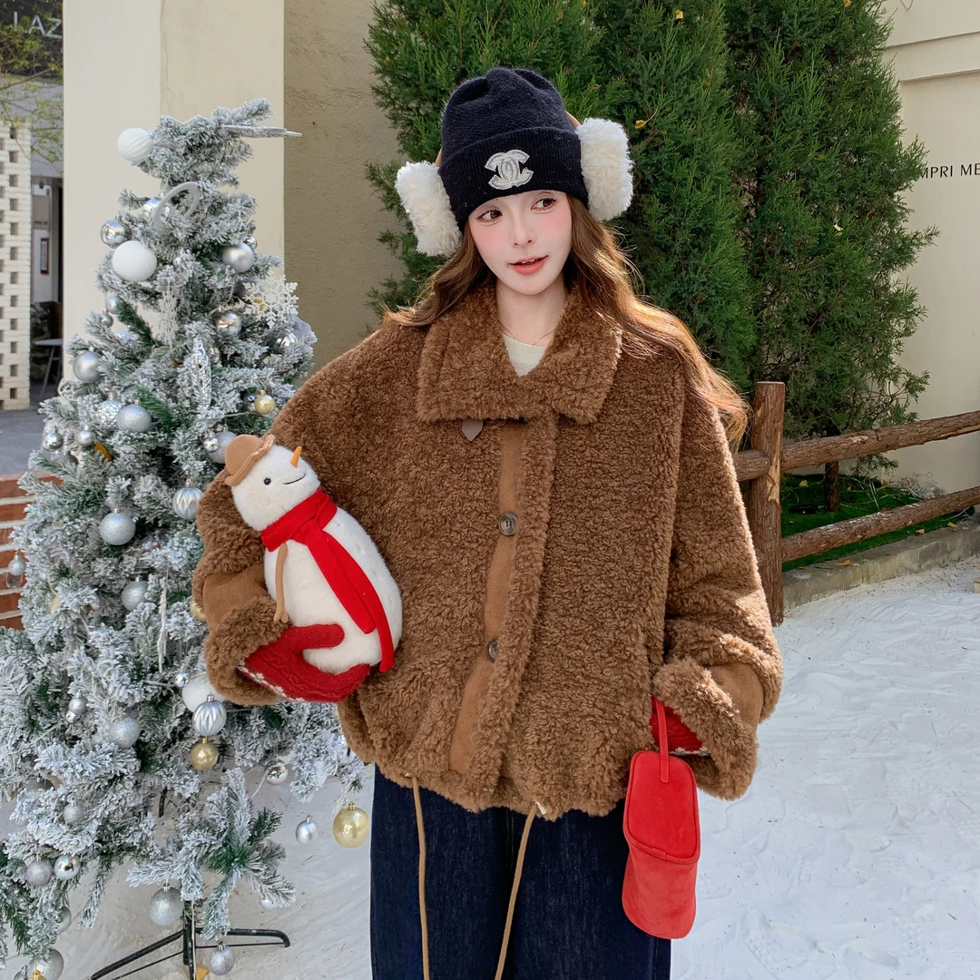美拉德咖色翻领羊羔毛外套女2025冬季新款韩系宽松加厚保暖机车服