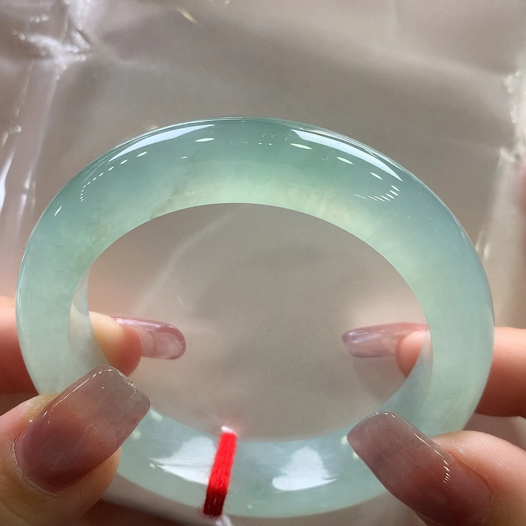 翡翠手镯未镶嵌张*钻50.3正圈