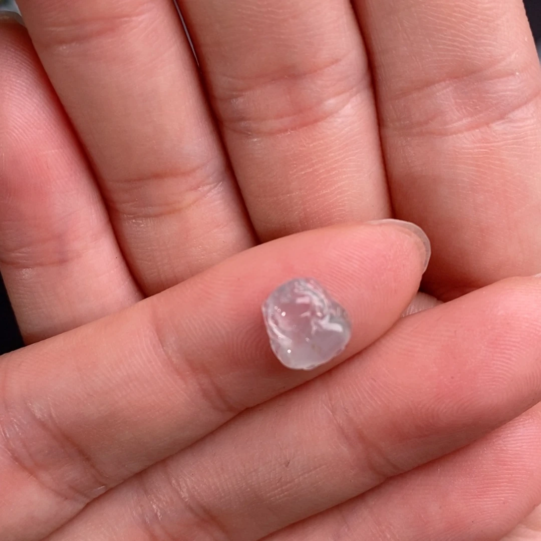 翡翠颈饰未镶嵌我****乖貔貅