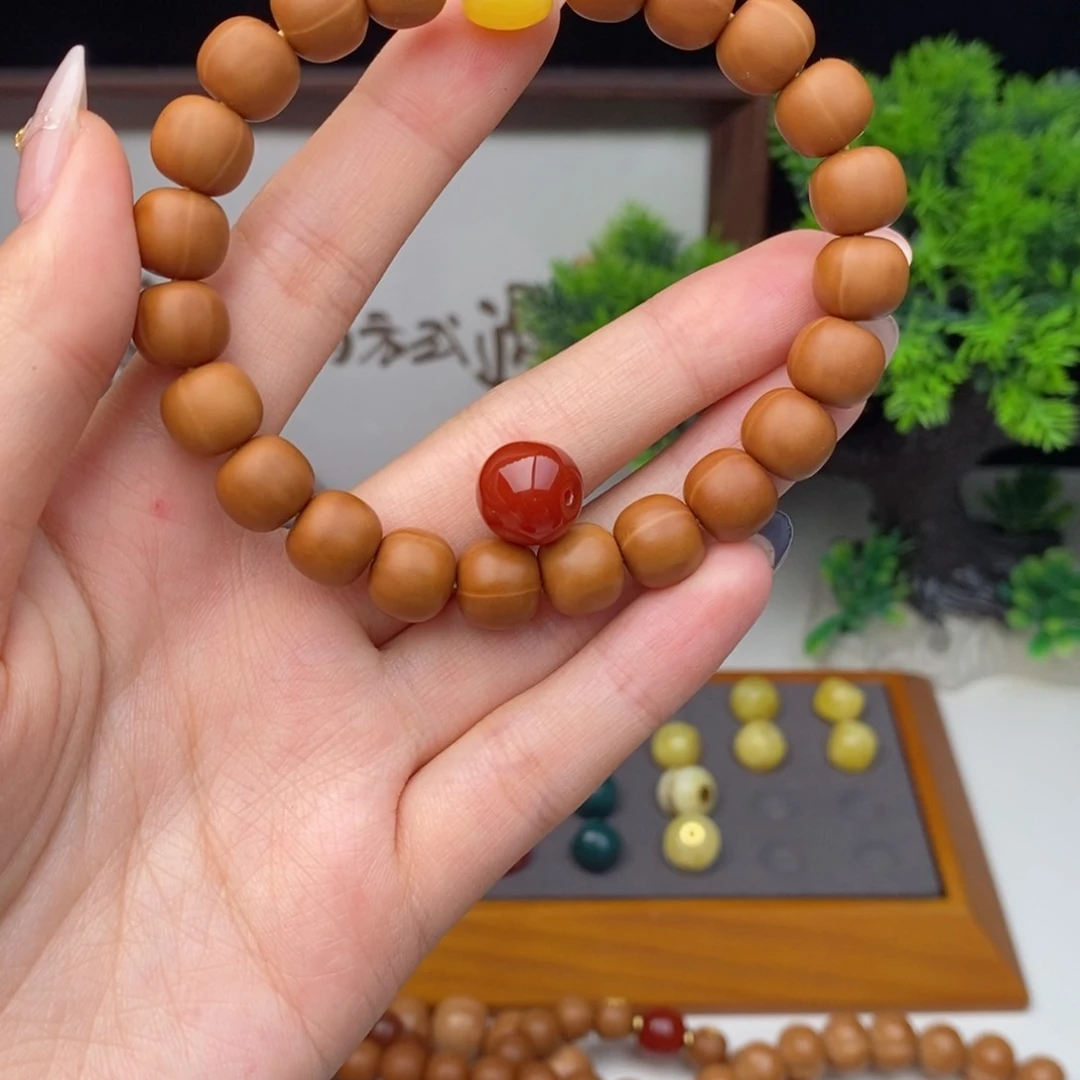 吊坠猴头核桃™反油老型加配饰