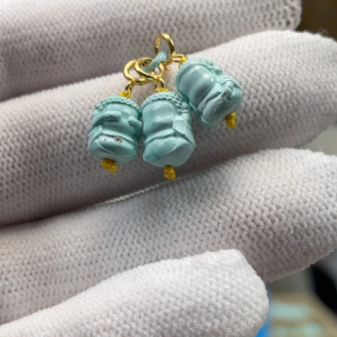 绿松石未镶嵌挂件