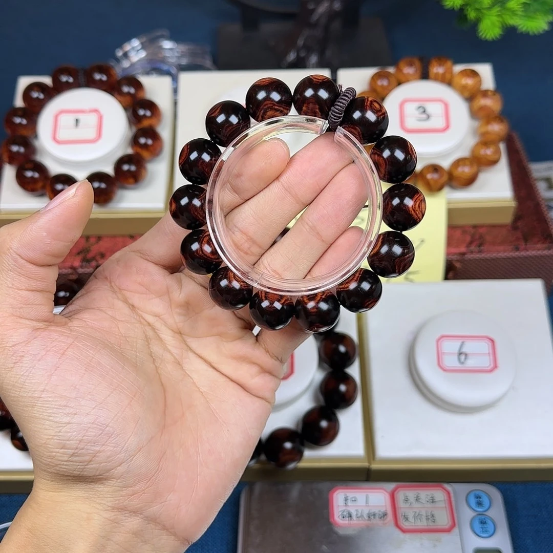 杜***昱花梨木类黄花梨1.6