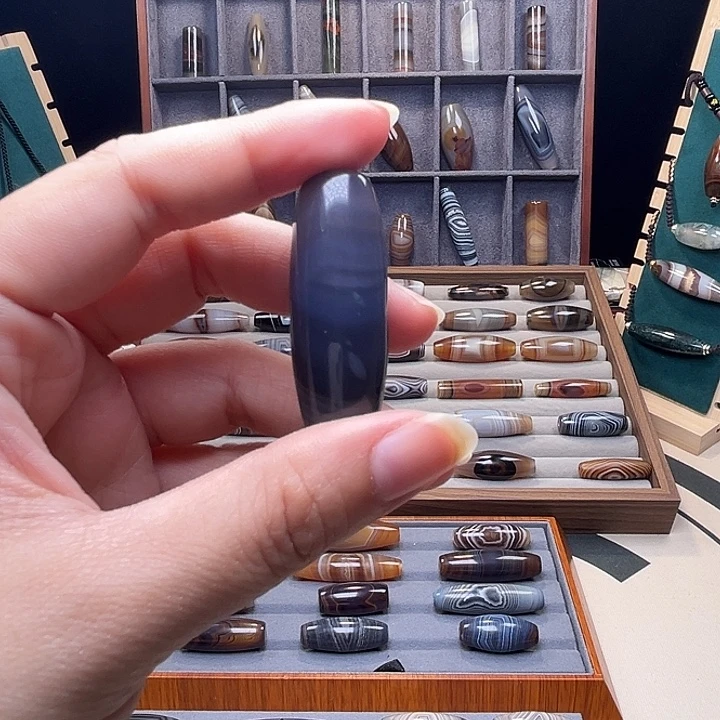 玛瑙/玉髓合金颈饰