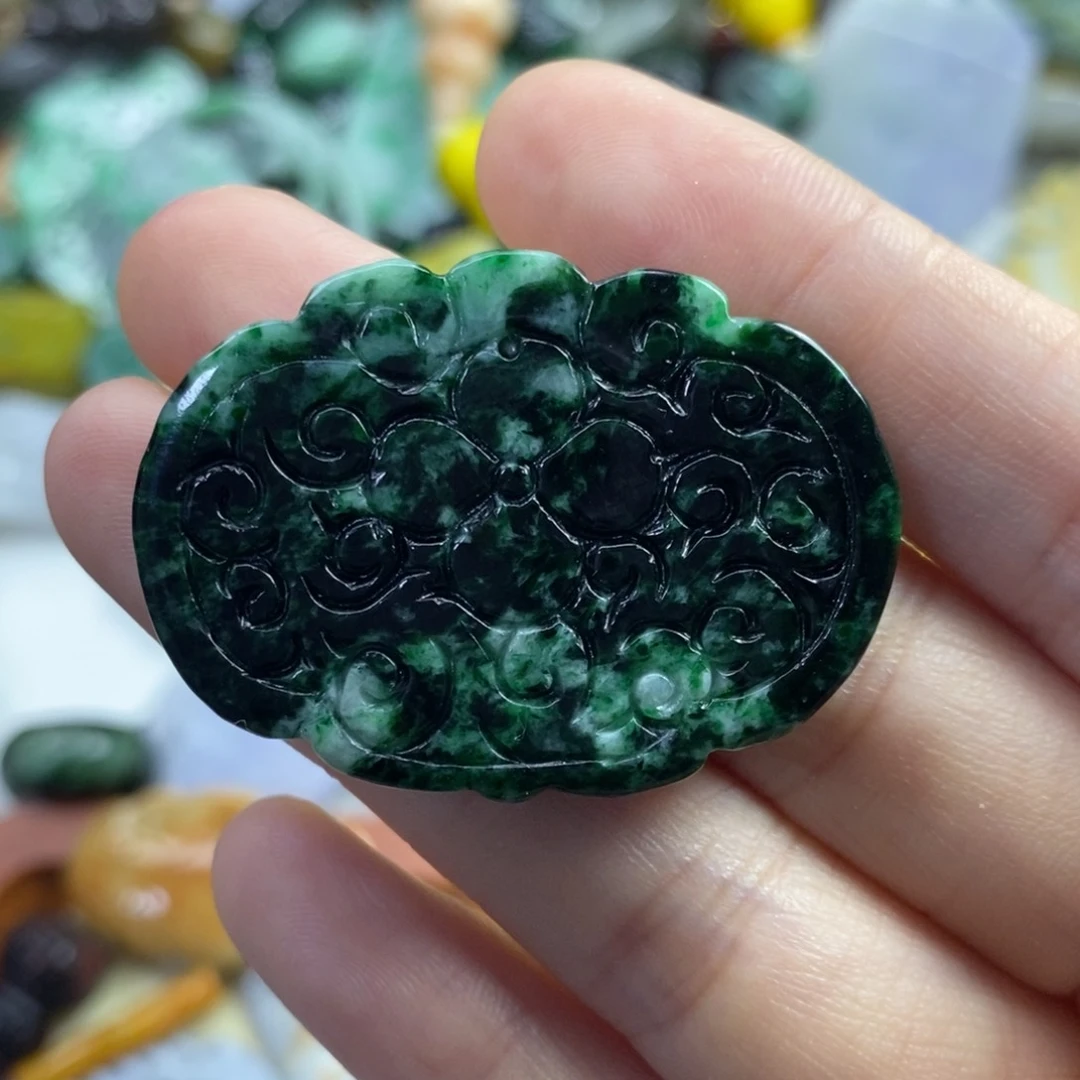 翡翠未镶嵌颈饰吊坠