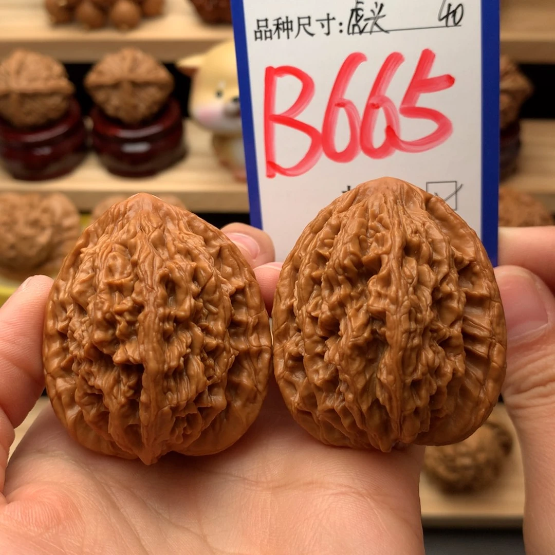 吊坠文玩核桃虎头40尺