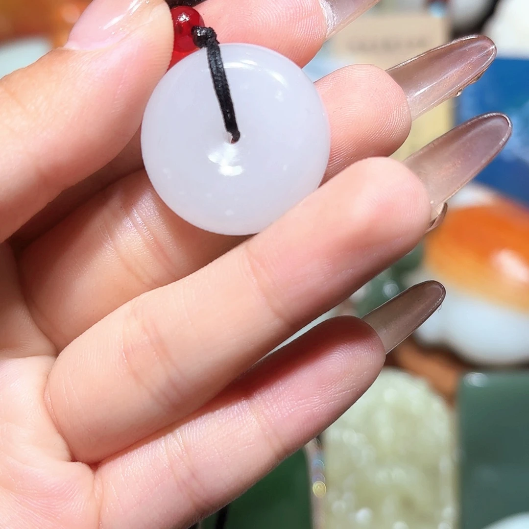 寒***月和田玉未镶嵌挂件