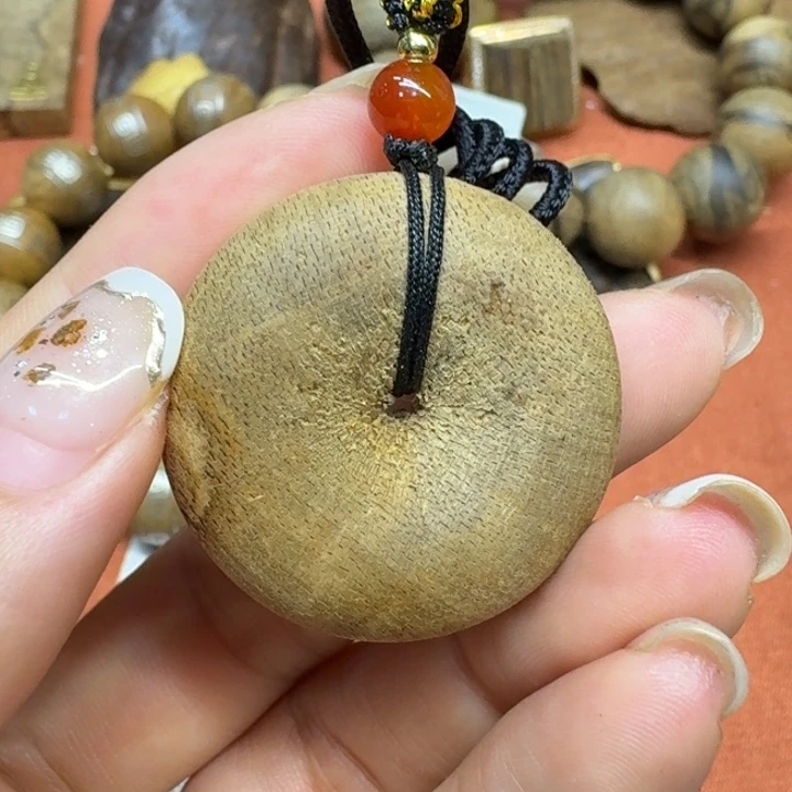 大叶紫檀（黑酸枝木类）