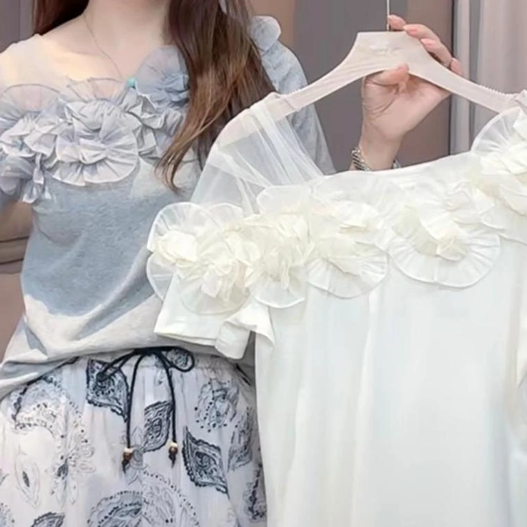 122花朵斜肩网纱短袖上衣