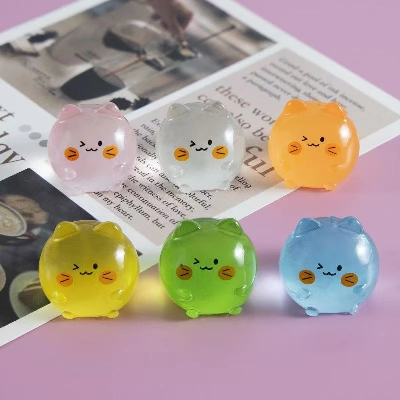 夜光小猫桌面工位创意装饰小摆件办公治愈小玩意车载饰品diy树脂