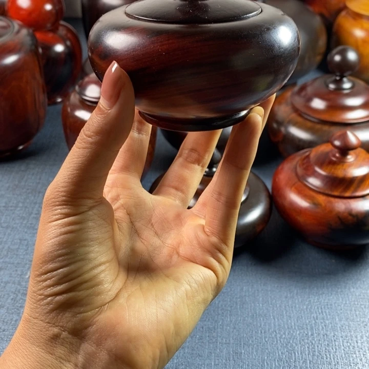 交趾黄檀（大红酸枝）