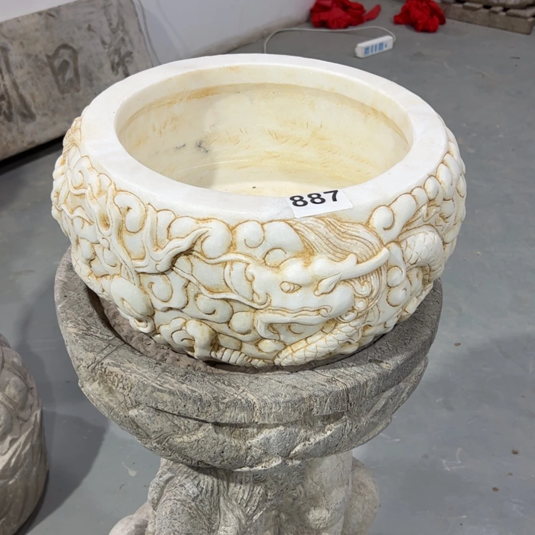 @***雪腹部和背部红红火火古代建筑设计风格