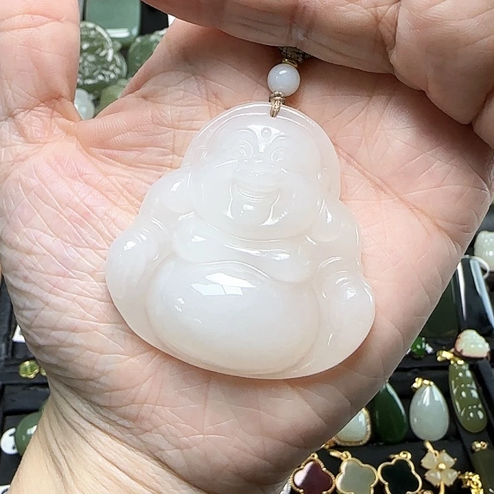 颈饰未镶嵌和田玉蜡**欣